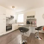 Easyapartments Leo *