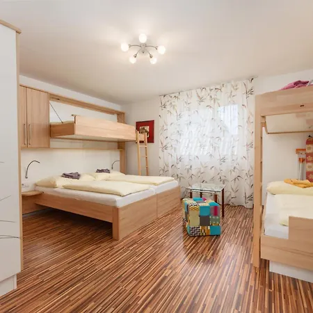 Apartment Easyapartments Leo