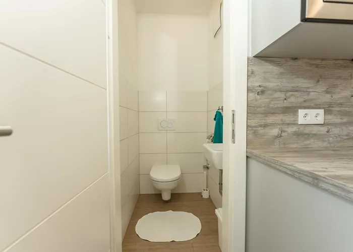 Easyapartments Leo דירה *