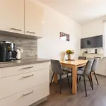 Easyapartments Leo Linec